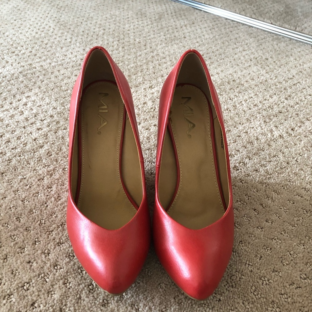 Mia coral wedge shoes